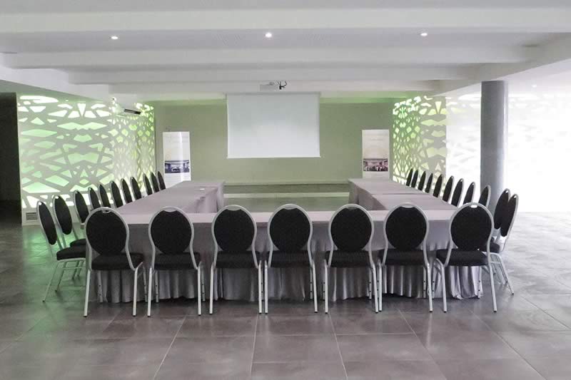 LE-CENTRALIS_Location-bureau-st-marcellin-–-Local-Isere_Salle-de-seminaire